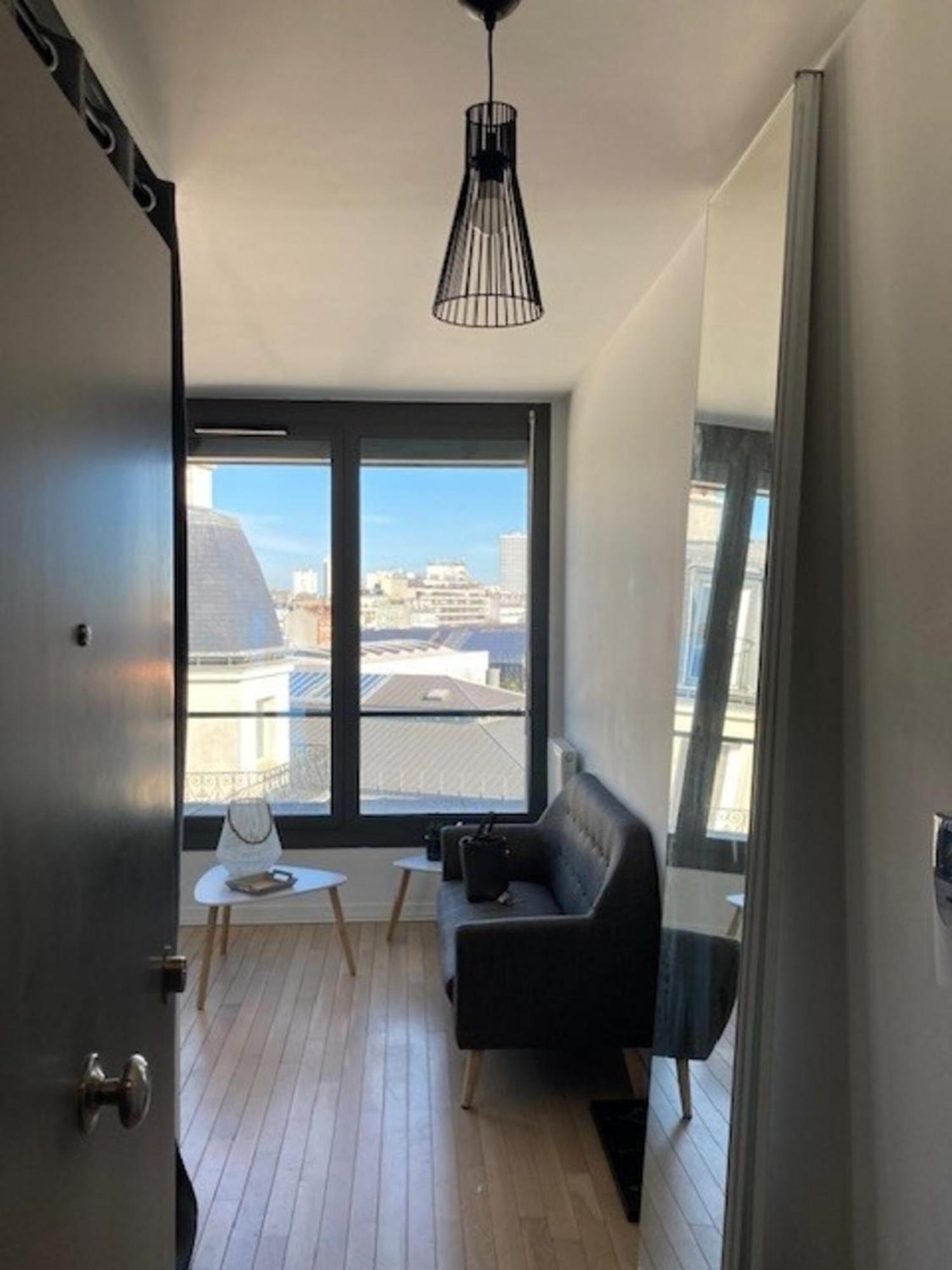 Cozy Bright Studio - Montmartre Parijs